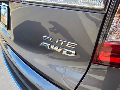Used 2020 Honda Pilot Elite image 10
