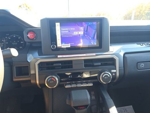 New 2025 Toyota Tacoma TRD Off-Road image 12