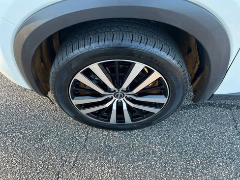 Certified 2023 Nissan Pathfinder Platinum image 10