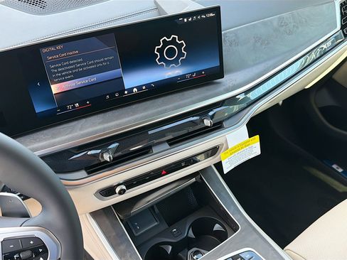 New 2026 BMW X5 xDrive50e w/ Executive Package image 28