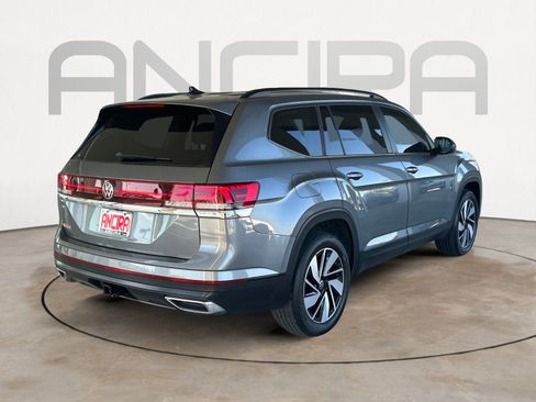Used 2024 Volkswagen Atlas SE FWD image 10