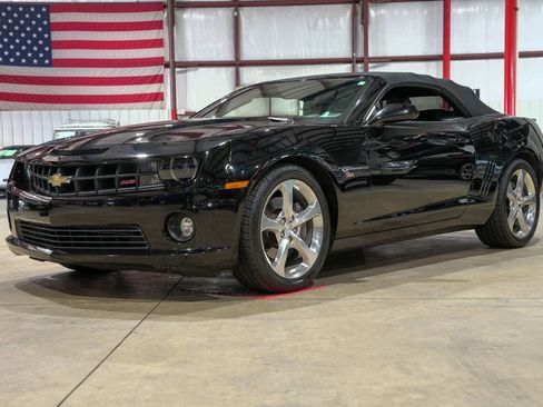 Used 2013 Chevrolet Camaro SS w/ RS Package RWD image 20