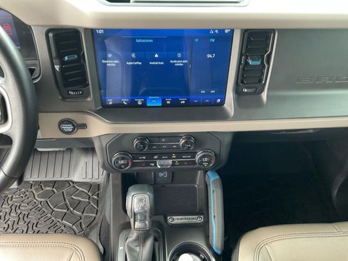 Used 2024 Ford Bronco Wildtrak AWD/4WD image 11