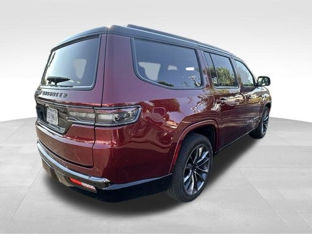 Used 2025 Jeep Grand Wagoneer Series III w/ Rear Seat Video Group 1 AWD/4WD image 6