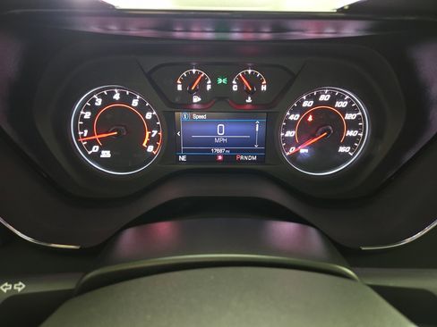 Certified 2022 Chevrolet Camaro LT image 17