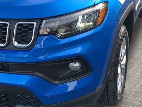 New 2026 Jeep Compass Latitude image 10