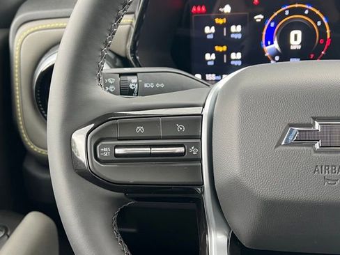 New 2026 Chevrolet Colorado ZR2 w/ Technology Package AWD/4WD image 26