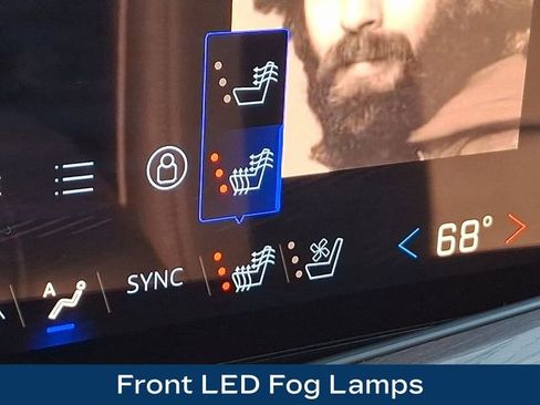 Used 2025 Chevrolet Suburban Premier image 28