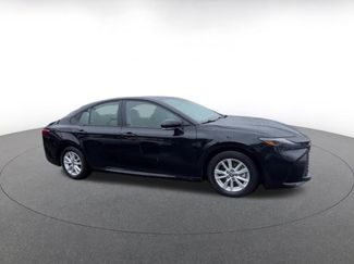 Used 2025 Toyota Camry LE video 2