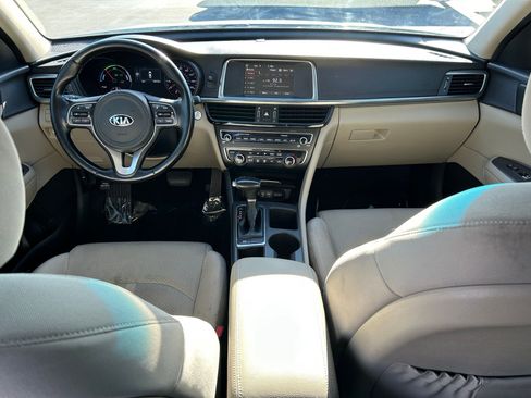 Used 2017 Kia Optima Premium image 22