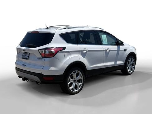 Used 2017 Ford Escape Titanium w/ Equipment Group 301A FWD image 5