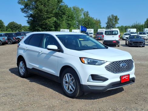 Certified 2024 Ford Edge SEL AWD/4WD image 8
