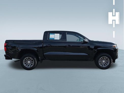 Used 2023 Chevrolet Colorado LT w/ LT Convenience Package III image 2