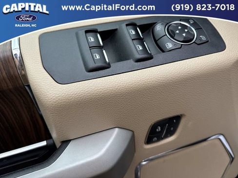 Used 2016 Ford F150 Lariat w/ Equipment Group 502A Luxury AWD/4WD image 21