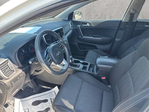 Used 2021 Kia Sportage LX AWD/4WD image 11