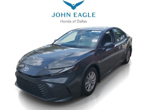 Used 2026 Toyota Camry LE w/ Convenience Package FWD image 1