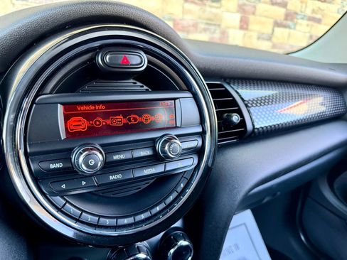 Used 2016 MINI Cooper S image 14