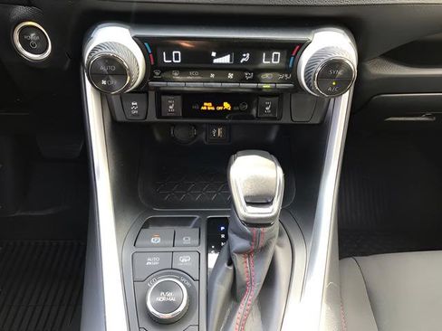Certified 2023 Toyota RAV4 SE AWD/4WD image 16