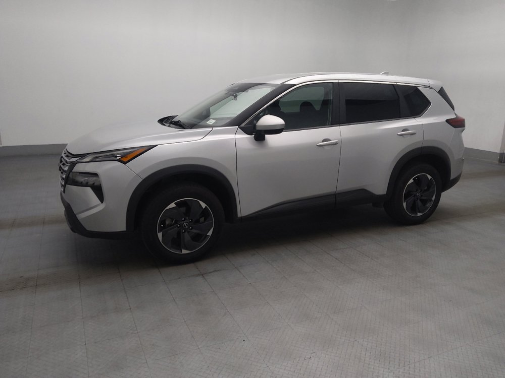 Used 2025 Nissan Rogue SV AWD/4WD image 2