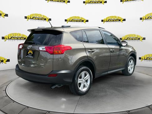 Used 2014 Toyota RAV4 XLE FWD image 5