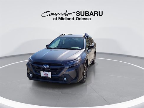 Used 2025 Subaru Outback Premium w/ Popular Package #1A image 3