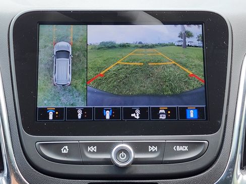 Certified 2024 Chevrolet Equinox LT AWD/4WD image 25