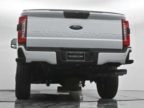 Used 2024 Ford F250 XL w/ STX Appearance Package AWD/4WD image 50