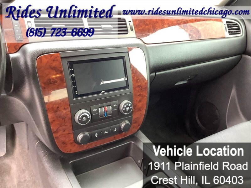 Used 2013 Chevrolet Avalanche LS RWD image 16
