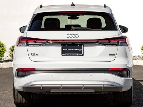 Used 2023 Audi Q4 e-tron Prestige AWD/4WD image 8