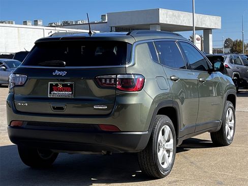 Used 2020 Jeep Compass Latitude w/ Cold Weather Group image 4