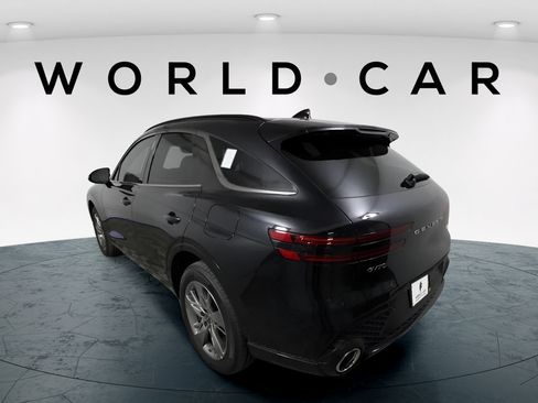 Used 2025 Genesis GV70 3.5T Sport AWD/4WD image 5