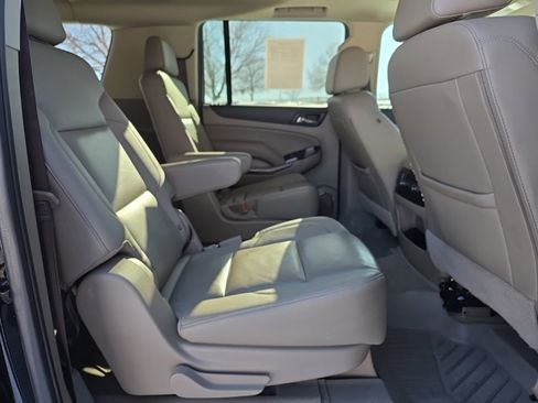 Used 2019 GMC Yukon XL SLT image 21