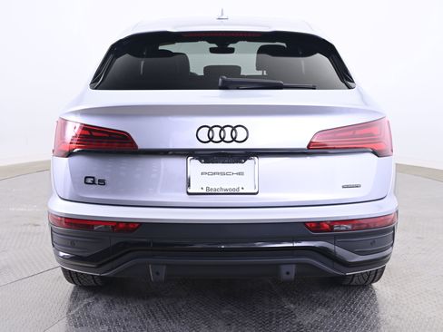 Used 2023 Audi Q5 2.0T Prestige w/ Prestige Package image 6