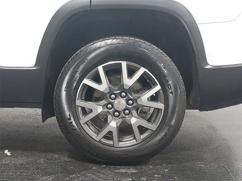 Used 2023 GMC Acadia SLE w/ Driver Convenience Package image 35