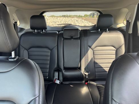 Used 2024 Ford Edge SEL w/ Convenience Package AWD/4WD image 21