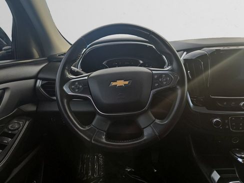 Used 2019 Chevrolet Traverse LT image 13
