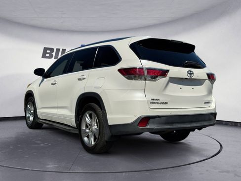 Used 2015 Toyota Highlander Limited image 3