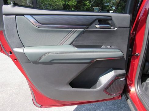 Used 2024 GMC Acadia AT4 w/ LPO, Floor Liner Package image 23