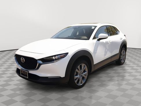 Used 2022 MAZDA CX-30 AWD 2.5 S w/ Premium Package image 17