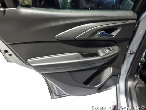 Used 2023 Chevrolet TrailBlazer ACTIV w/ Technology Package FWD image 23