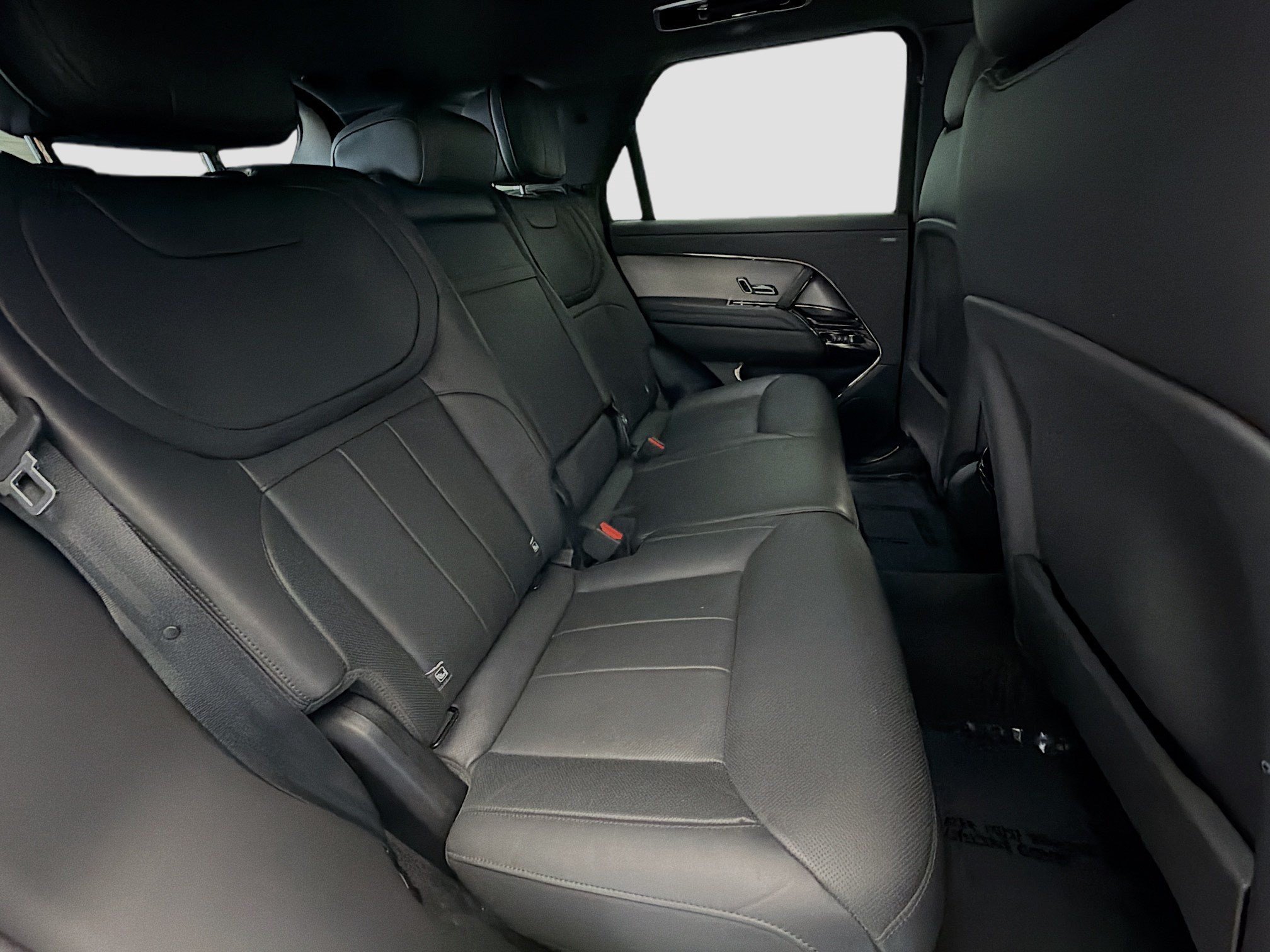 Used 2024 Land Rover Range Rover Sport Dynamic SE AWD/4WD image 13