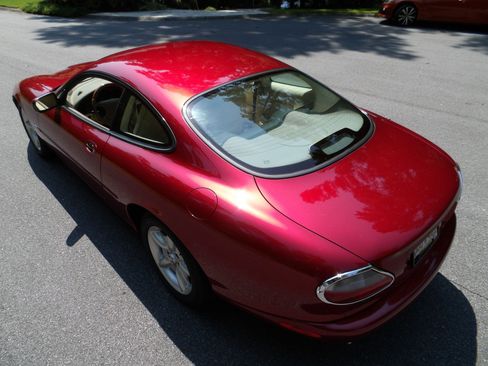 Used 1997 Jaguar XK8 Coupe RWD image 31