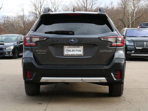 Used 2020 Subaru Outback Limited w/ Popular Package #2 image 9