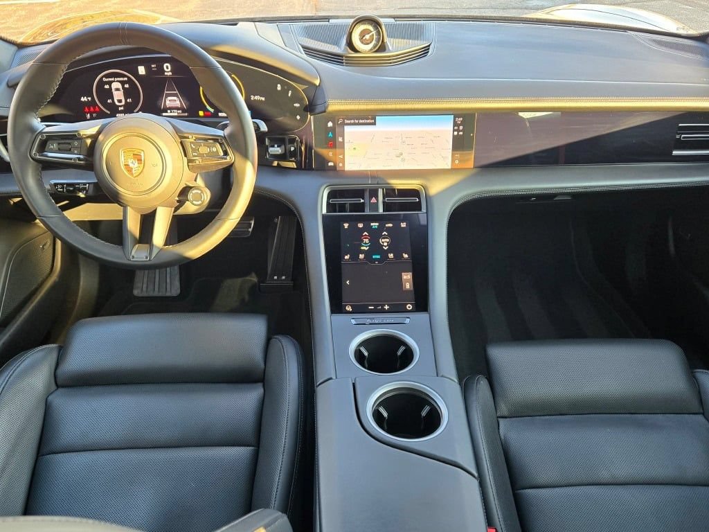 Certified 2025 Porsche Taycan RWD image 29