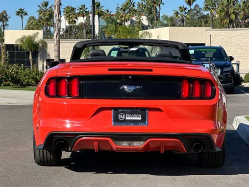 Used 2016 Ford Mustang Premium image 4
