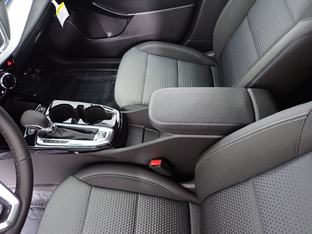 New 2026 Chevrolet Trax LT w/ Midnight Edition FWD image 28