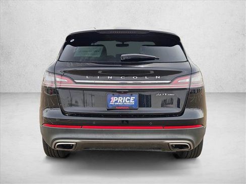 Used 2019 Lincoln Nautilus Reserve AWD/4WD image 6