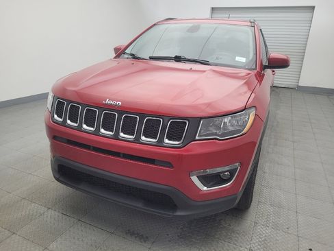 Used 2019 Jeep Compass Latitude image 15