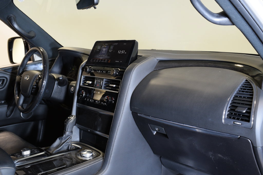 Used 2023 INFINITI QX80 Luxe AWD/4WD image 35