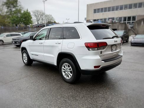 Used 2020 Jeep Grand Cherokee Laredo AWD/4WD image 12